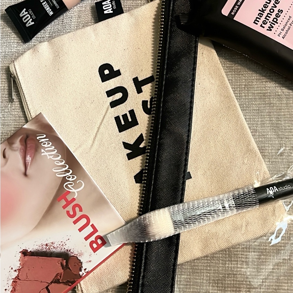 Makeup Starter Kit - Picture 4 of 6
